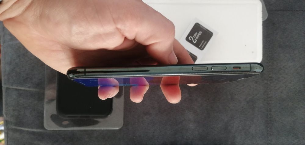 IPhone 11 PRO + бонуси