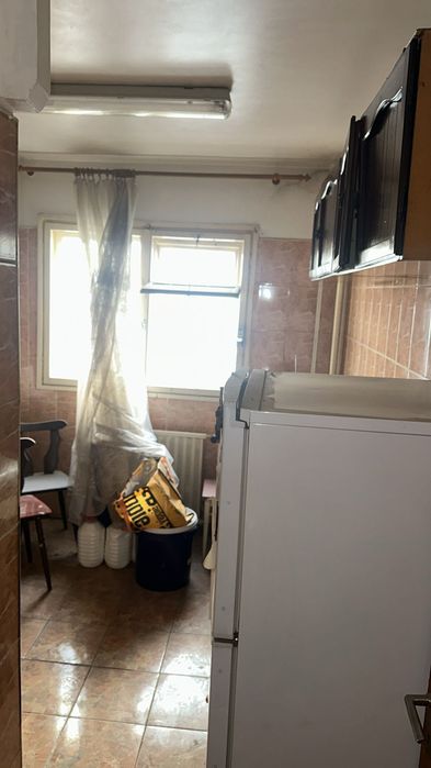 Vand apartament 3 camere Sublocotenent Popa, Rahova