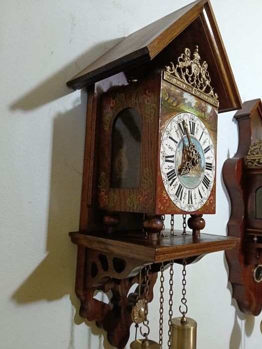 Ceas de perete cu pendul model olandez pictat manual