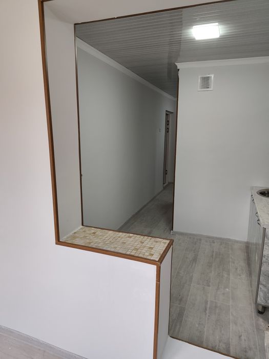 2 хона сотилади.