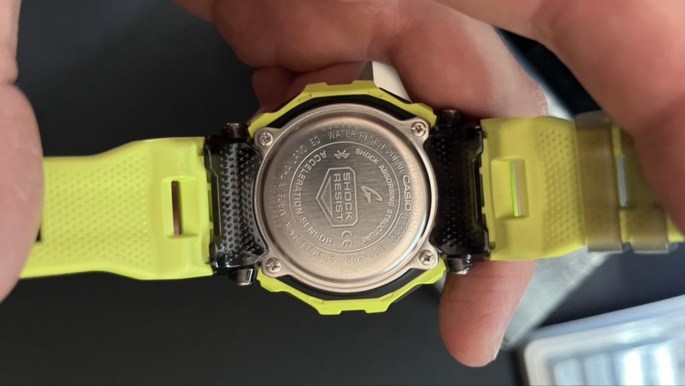 Часы кварцевые CASIO GBD-200-9 полимер