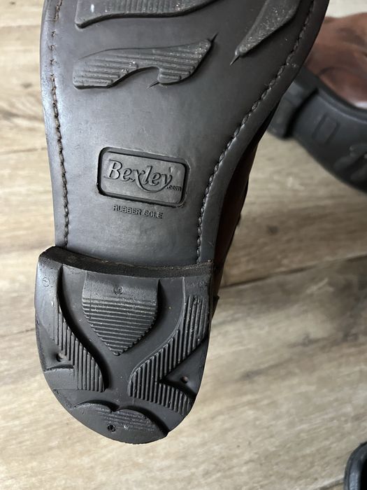 Vand ghete din piele ,maro.