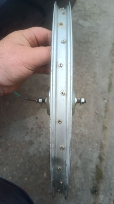 Vind roata fata electrica