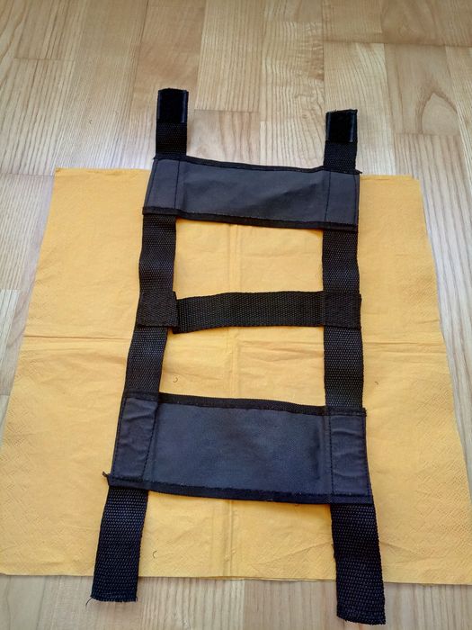 Ham de colectie pt.catelus,prevazut cu inchidere arici.