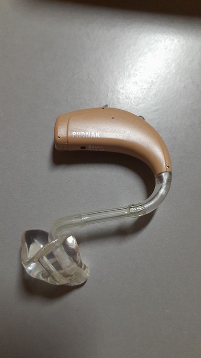 Продам слуховой аппарат