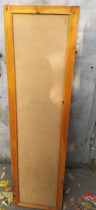 Дверцы деревянные от шкафа .