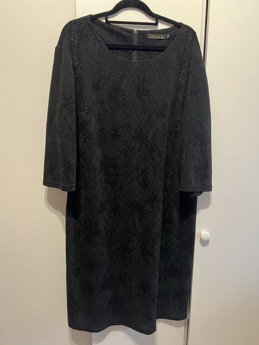 Платье женское, размер 52, черное