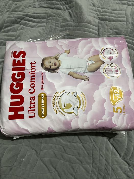 Продам Huggies памперсы