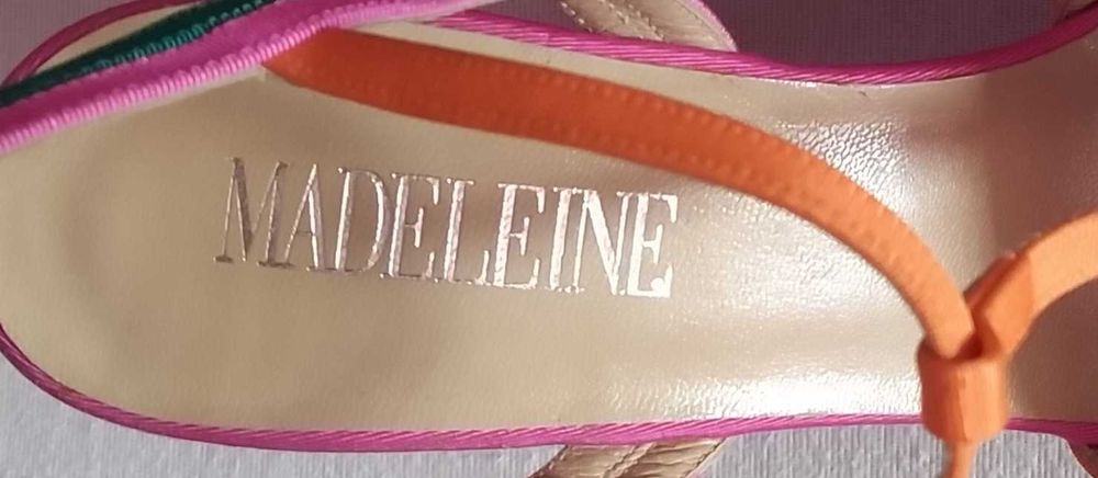 Sandale MADELAINE / Brand fashion / Zirndorf Germania / Stil: Designul clasic-elegant
