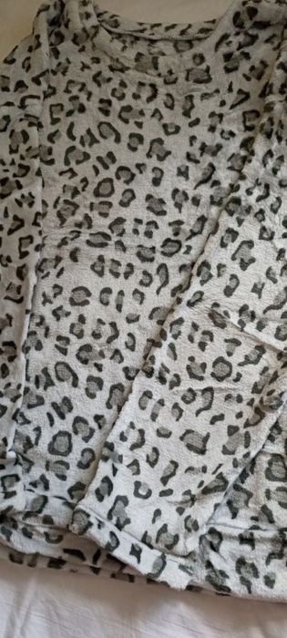 Брюки и топик, размер 44-46,2000т и 1000т