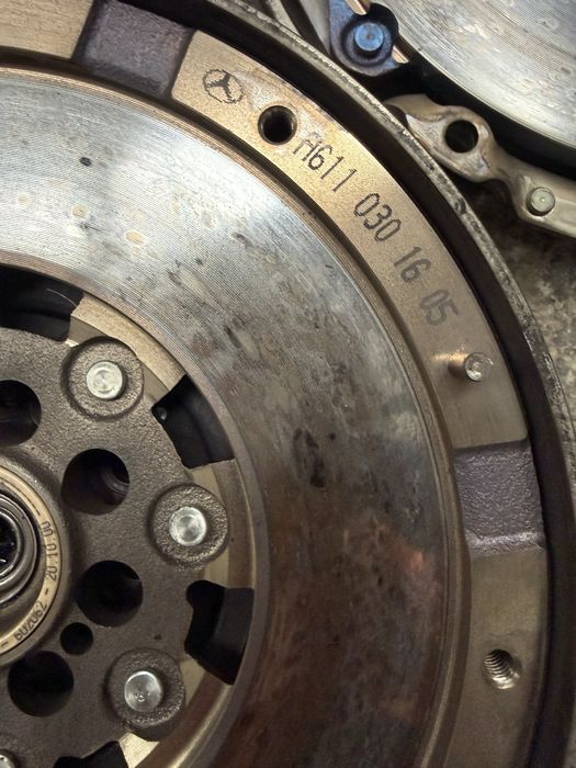 volanta ambreiaj mercedes cclass w203 eclass vito viano motor 2.2