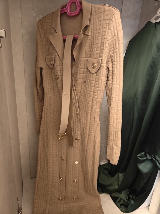 Длинное платье на холодную погоду