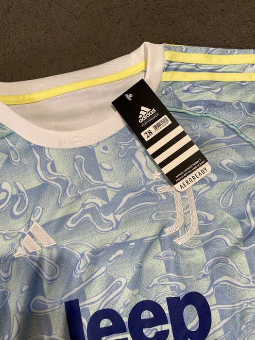 Tricou si pantaloni sport