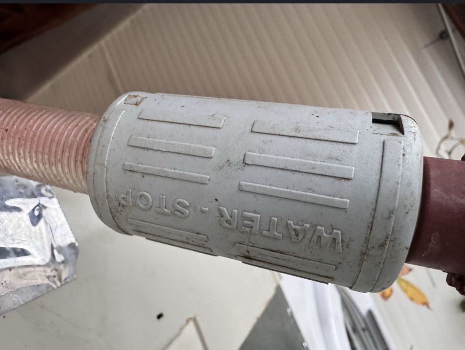 masina de spalat vase Ariston