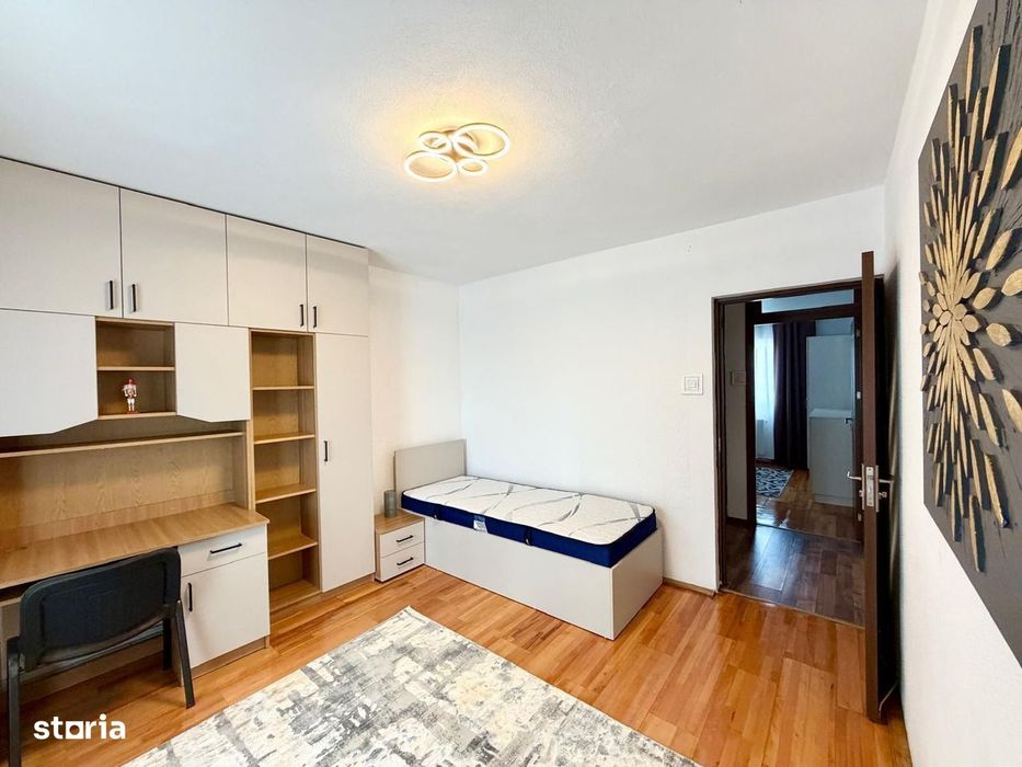 Apartament 4 camere de închiriat – 100 mp – 2 băi – zona Centrală