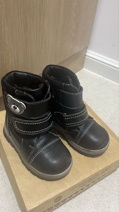 Детские кожаные сапоги