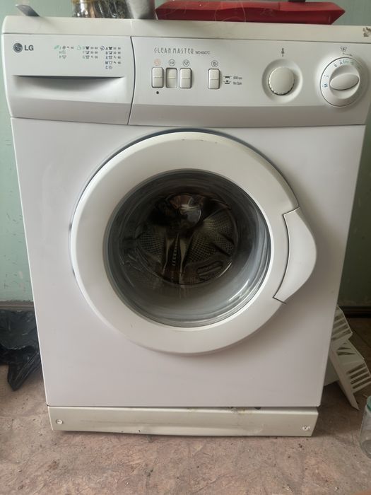Продам стиральную машину LG