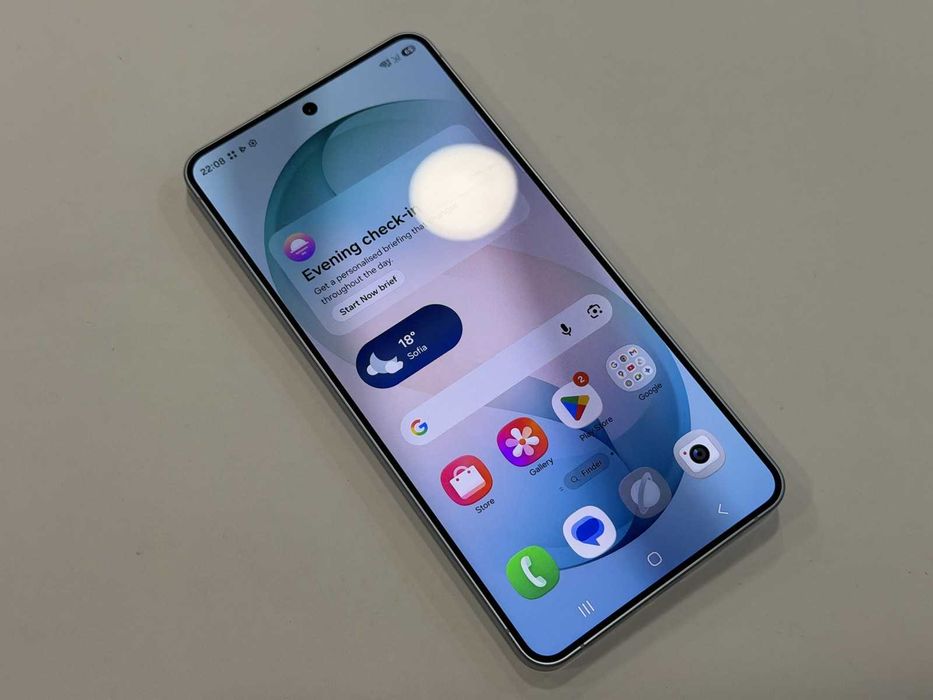 Samsung S26 Plus 5G 256GB 12RAM- Гаранция