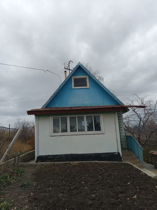 Продам дачу, за понтонным мостом.