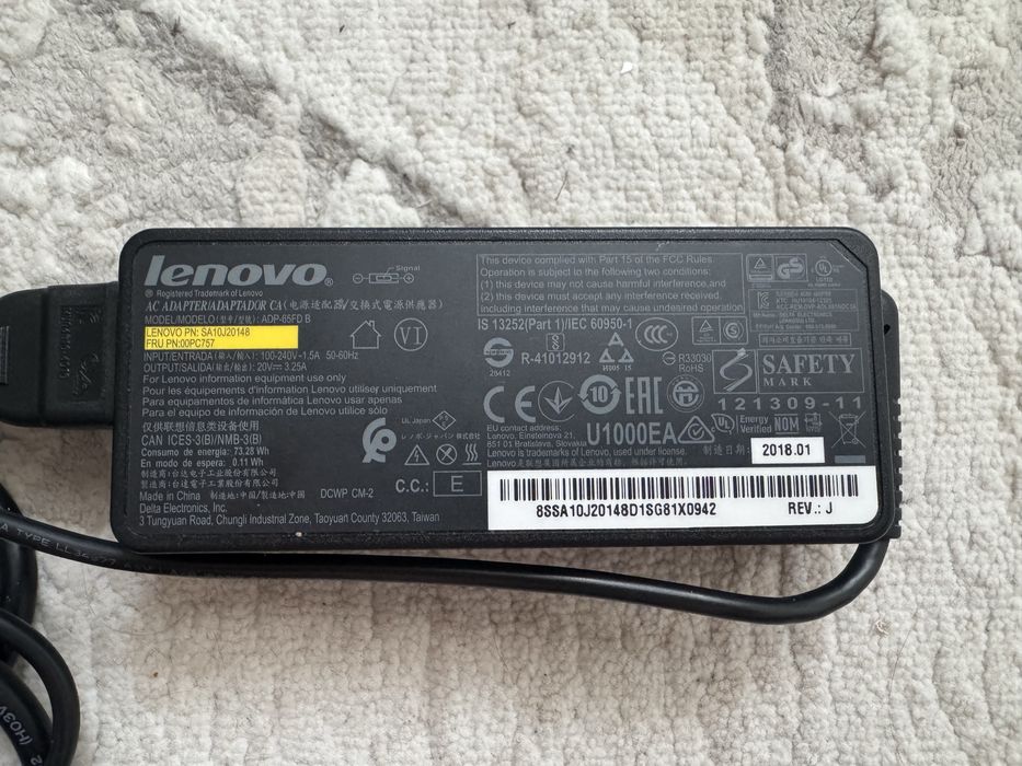 Блок питания Lenovo 65W SA10J20148