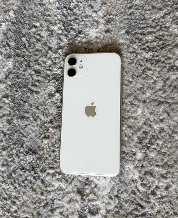 iPhone 11 64GB (White) Обмен