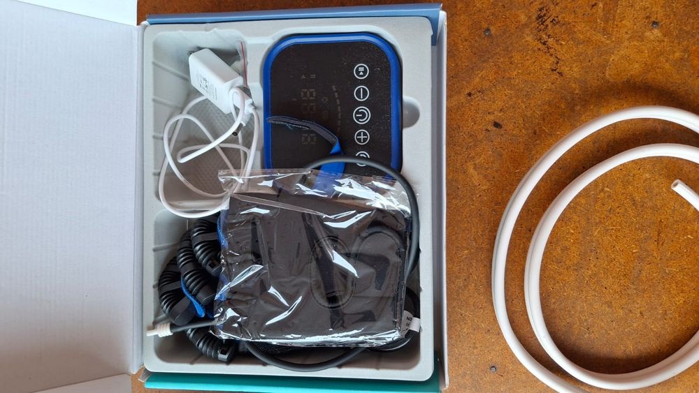 Продам кровать коляску все оборудывание