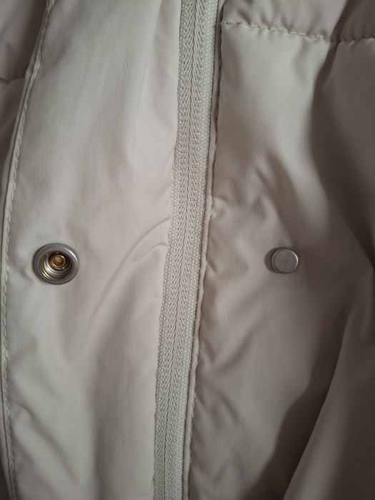 Oysho бежаво яке хс с пух