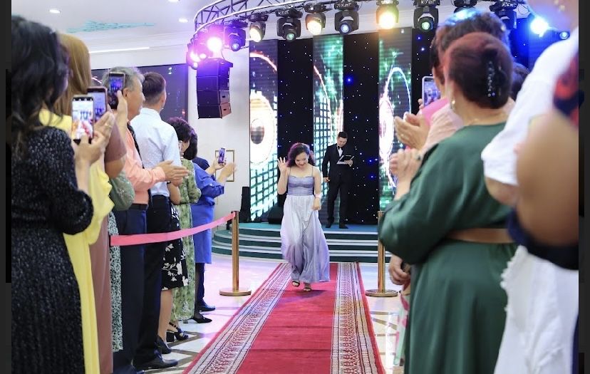 Платье Вечерные.        …