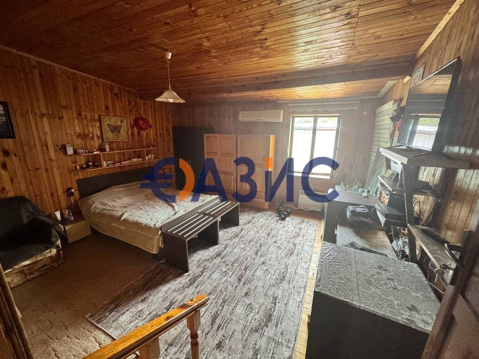 Продава се Къща в с. Просеник, Област Бургас - 565 кв.м за 163 €/кв.м - Снимка #5