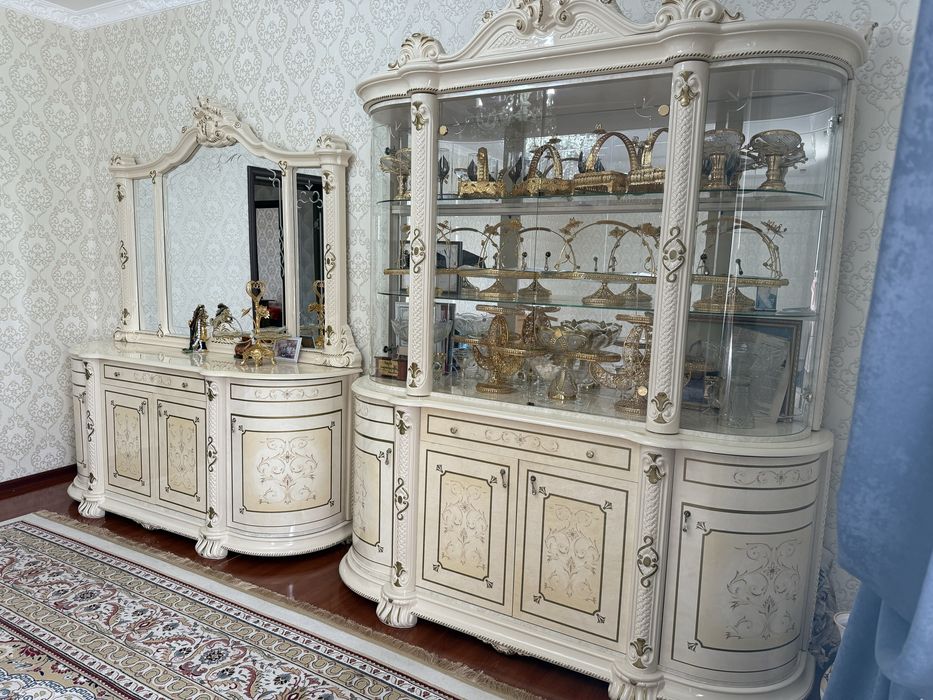 Продам стенку для посуды