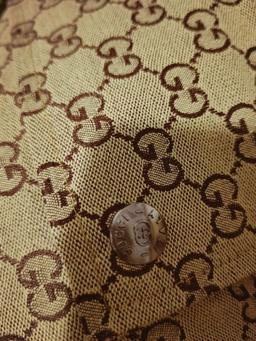 Geacă Gucci,model superb,calitate luxury.Toate mărimile disponibile