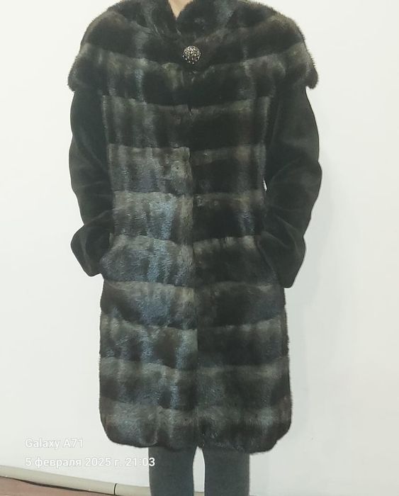 Шуба норковая...