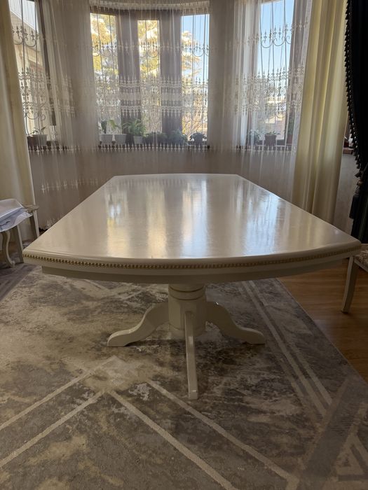 Продается стол для кухни