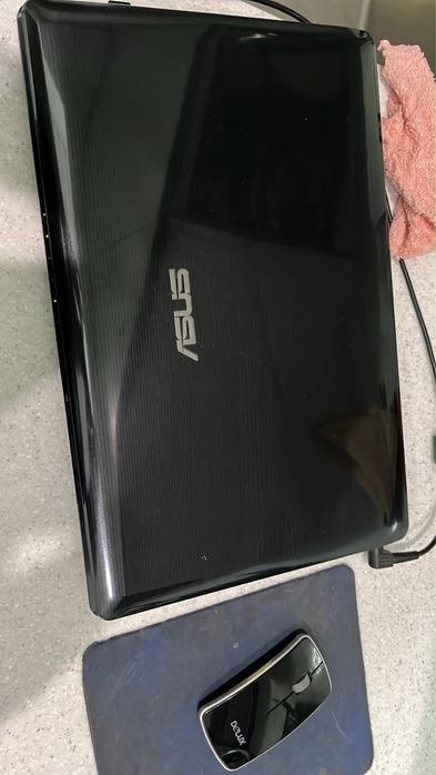 Срочно продам ноутбук ASUS A52J.