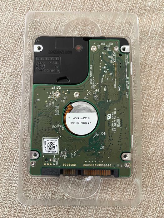 Хард диск 2.5" 320GB WD Scorpio Black + кабел