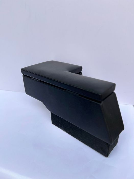 Подлокотник для бмв Е34