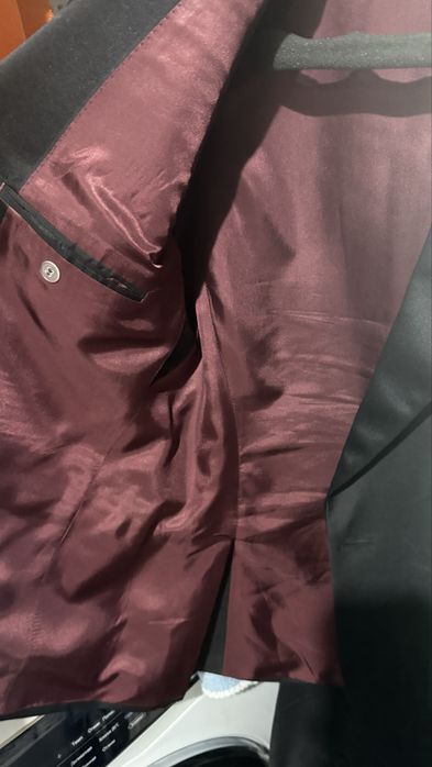 Продам смокинг Ketroy