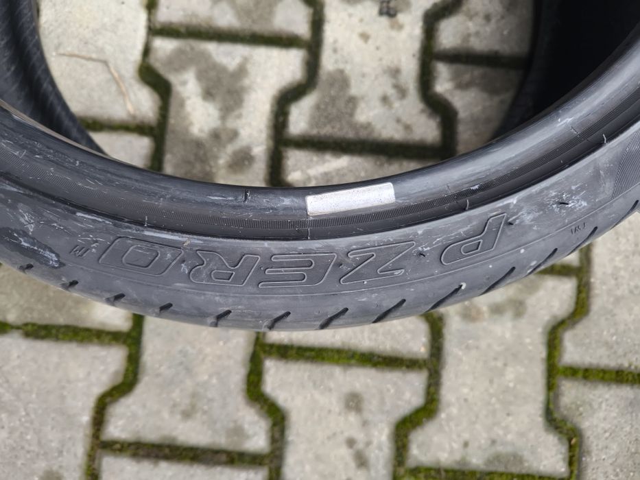 225/35R19  - 2 броя лятно ПИРЕЛИ