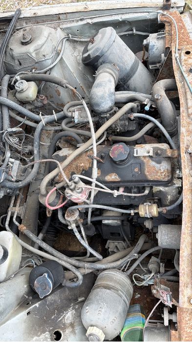 Dezmembrez Renault 18