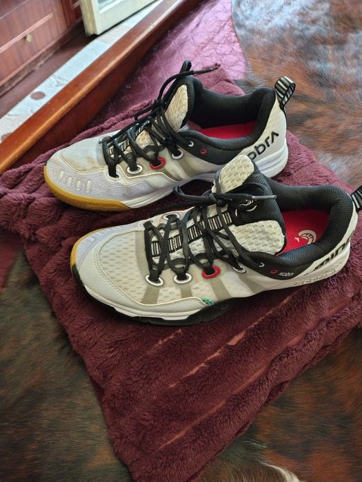 Маратонки Salomon и Salming