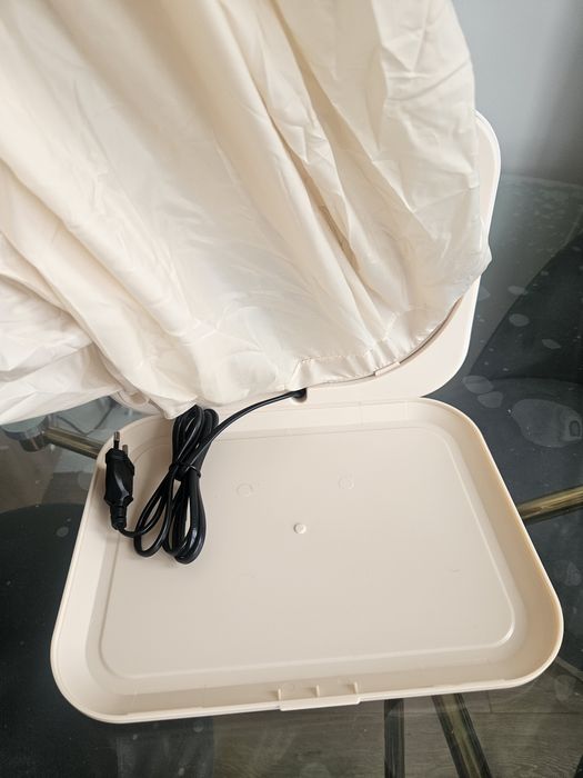 Aparat electric cu aer cald pentru uscare rapida rufe
