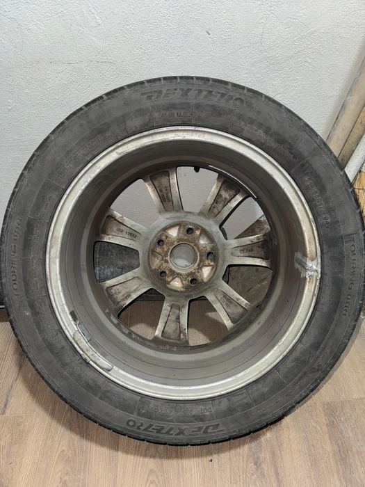 Диск покрышкасымен 215/55/17 сатылады