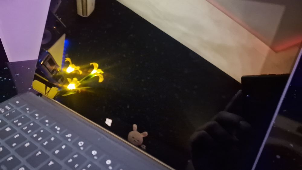 Tableta microsoft surface RT - PENTRU PIESE