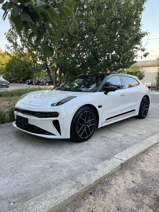 Zeekr 001 Ultra  2026 model без пробег