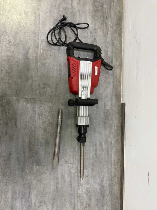 011404	Къртач 1800W 15.2kg HEX 30mm 48J RDI-DH01B