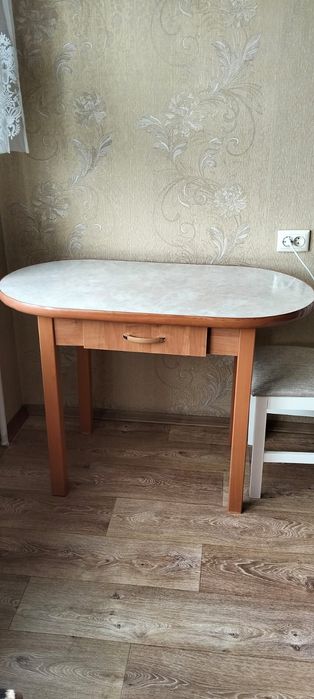 Обеденный стол 15 000