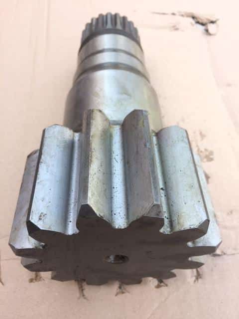 pinion de rotire excavator  liebherr a918