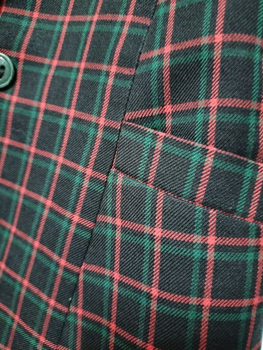 Школьная форма, Клетка