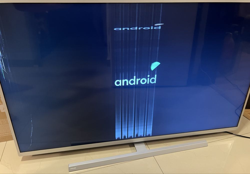 Tv smart 4K Android Phillips ecran spart Ambilight