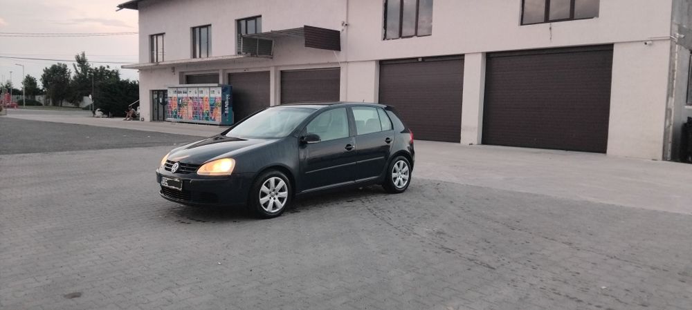 VOLKSWAGEN Golf 2005 — imagine 5